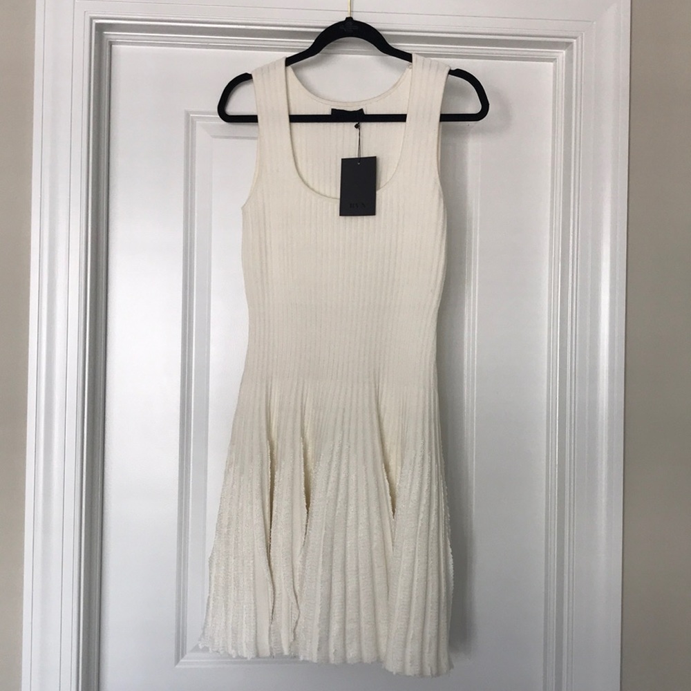 RVN Ruffle Jacq U-Neck Flare Dress w/ Tags